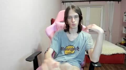 eleganc3 online show from 10.20.25