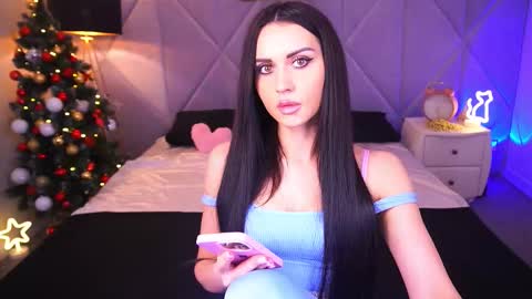 elegant_mysterious online show from 12.15.25