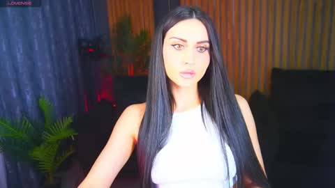 elegant_mysterious online show from 01.31.26