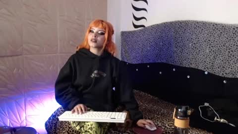 ELEKTRA  hii my birthday is tomorrow but I will celebrate it on Sunday Ill wait for you online show from 01.09.25