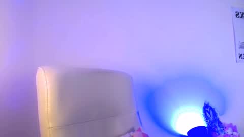 Snapshot of elektra_sky11 chatting on 11.14.25 Elektra Sky online show from 11.14.25