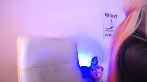 Snapshot of elektra_sky11 chatting on 03.21.26 Elektra Sky online show from 03.21.26