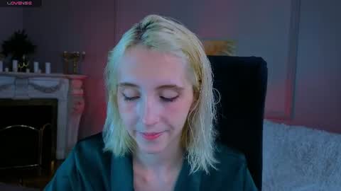 Elen  online show from 06.25.26