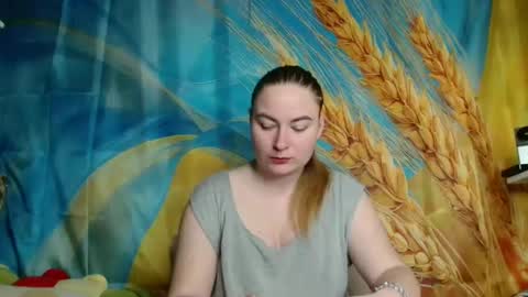 Snapshot of elena_maeer chatting on 05.05.26 Elena online show from 05.05.26