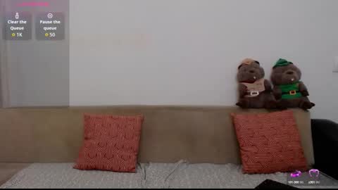 Snapshot of elenatroyy chatting on 09.15.25 ElenaTroyy online show from 09.15.25