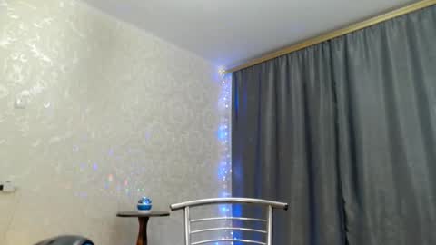 elenaza online show from 12.22.25