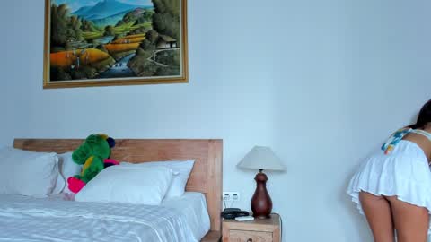 Eleonora online show from 12.11.24