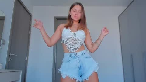 Eleonora online show from 02.09.25