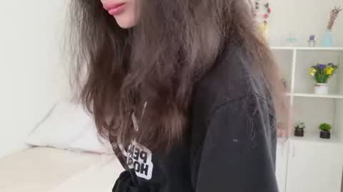 Snapshot of eleonoraa_sun chatting on 06.30.26 eleonoraa_sun online show from 06.30.26