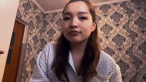 Snapshot of eleonoratompson chatting on 04.12.26 Hanna online show from 04.12.26