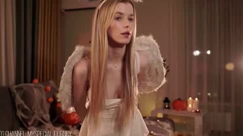 Eli online show from 10.31.25