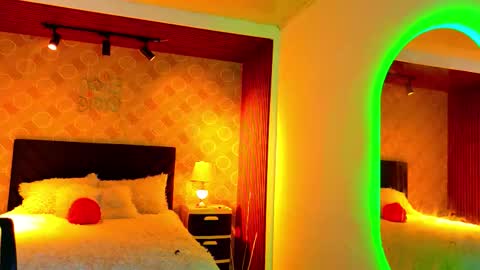 Snapshot of elian_craiggggg chatting on 02.19.26 Elian online show from 02.19.26