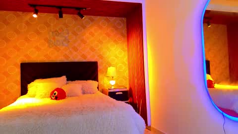 Snapshot of elian_craiggggg chatting on 02.21.26 Elian online show from 02.21.26