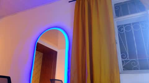 Snapshot of elian_craiggggg chatting on 03.12.26 Elian online show from 03.12.26