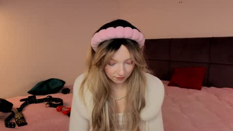 Ella online show from 01.15.25