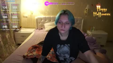 Snapshot of eliarose chatting on 11.01.25 Luna online show from 11.01.25