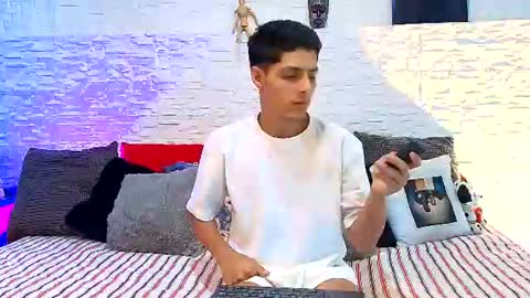 elias_salvatore_ online show from 07.13.26