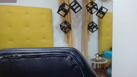 E L I A S online show from 01.09.25