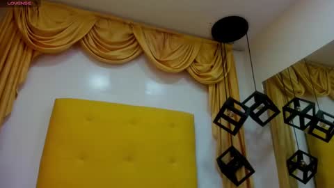 E L I A S online show from 02.13.25