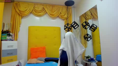 E L I A S online show from 02.25.25