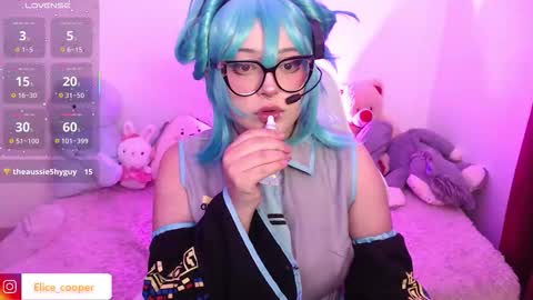 Snapshot of elicecooper chatting on 10.28.25 Elice Cooper new account online show from 10.28.25