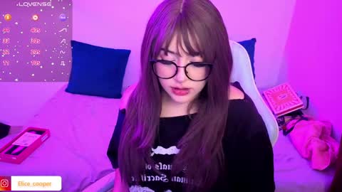 Snapshot of elicecooper chatting on 02.20.26 Elice Cooper new account online show from 02.20.26