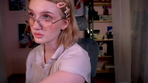 Ellie online show from 02.04.26