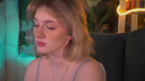 Ellie online show from 04.03.26