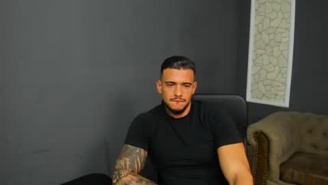 Snapshot of elijahthorne chatting on 07.15.26 ElijahThorne online show from 07.15.26