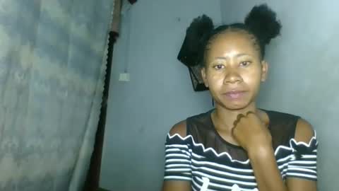 Snapshot of elina981 chatting on 02.03.26 elina981 online show from 02.03.26