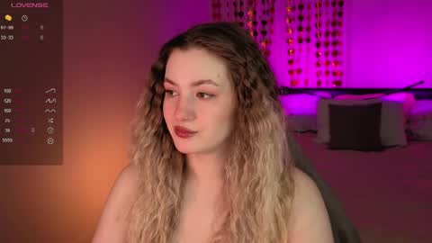 Elina online show from 04.16.26