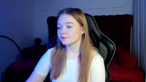 elinavale online show from 03.31.26