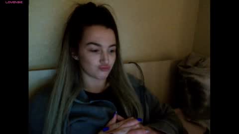 elisa_dove208 online show from 12.02.25