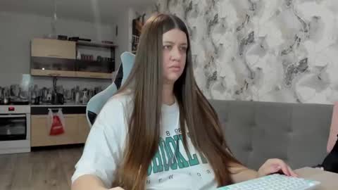 Aletta Oushen online show from 12.02.25