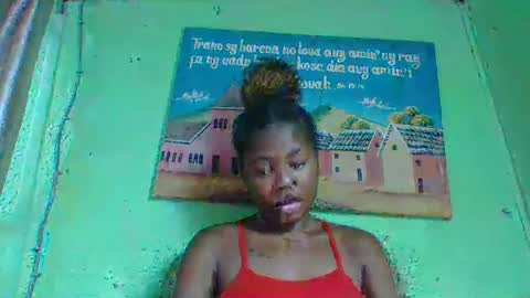 Snapshot of elisabeth2525 chatting on 01.15.25 elisabeth2525 online show from 01.15.25