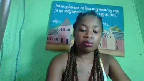 Snapshot of elisabeth2525 chatting on 01.20.25 elisabeth2525 online show from 01.20.25
