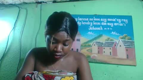 Snapshot of elisabeth2525 chatting on 01.30.25 elisabeth2525 online show from 01.30.25