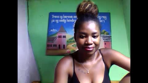 Snapshot of elisabeth2525 chatting on 02.11.25 elisabeth2525 online show from 02.11.25