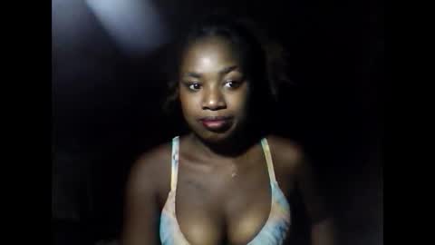Snapshot of elisabeth2525 chatting on 03.08.25 elisabeth2525 online show from 03.08.25