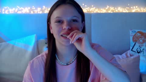 ElisabethDavis online show from 01.26.25