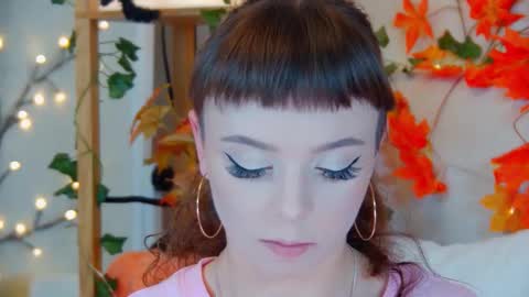 ElisabethDavis online show from 10.11.25