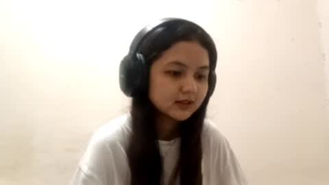 Snapshot of elisabethkapoor chatting on 07.20.26 Harper online show from 07.20.26