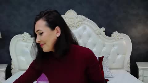 Krissy online show from 02.06.26