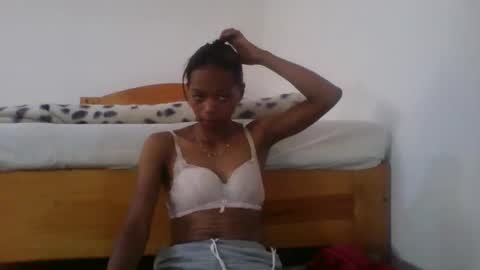 elisacich online show from 02.23.26