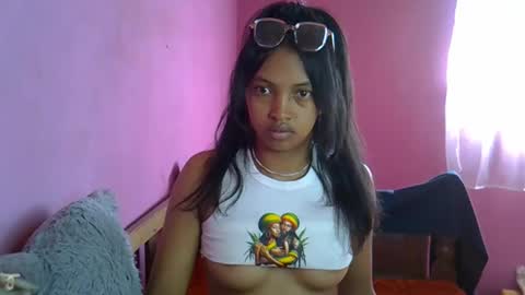 elisah01 online show from 05.19.26