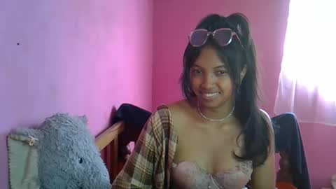 elisah01 online show from 05.25.26