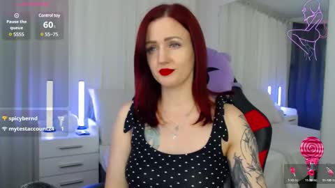 Snapshot of elisajanex chatting on 02.26.25 elisajanex online show from 02.26.25