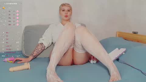 elise_day online show from 07.08.26