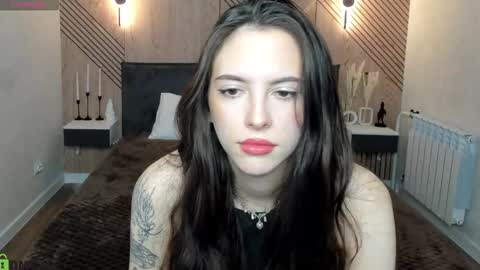 Snapshot of elise_robbie chatting on 03.07.26 Elise online show from 03.07.26