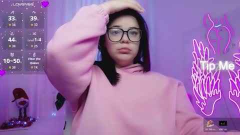 Eliss online show from 12.17.25